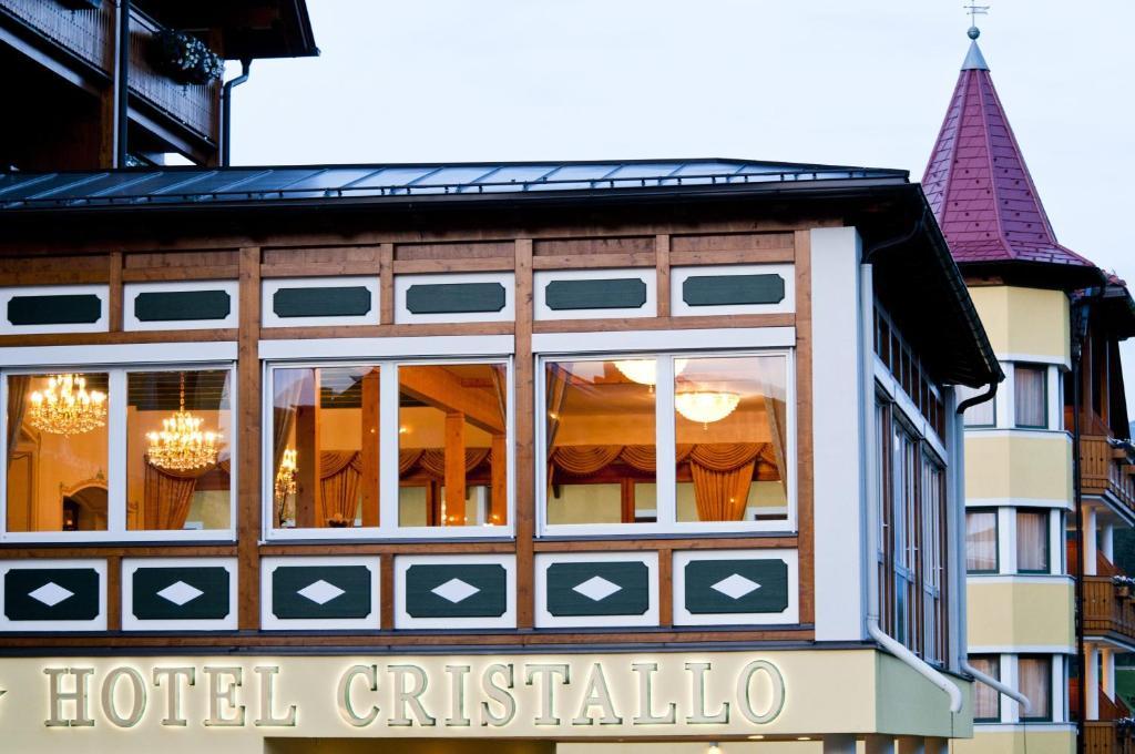 Hotel Cristallo Toblach Exteriör bild