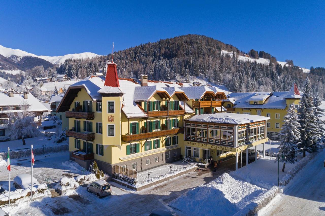 Hotel Cristallo Toblach Exteriör bild